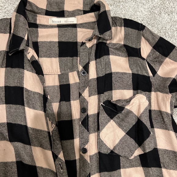 Womens small light weight flannel - Picture 3 of 4